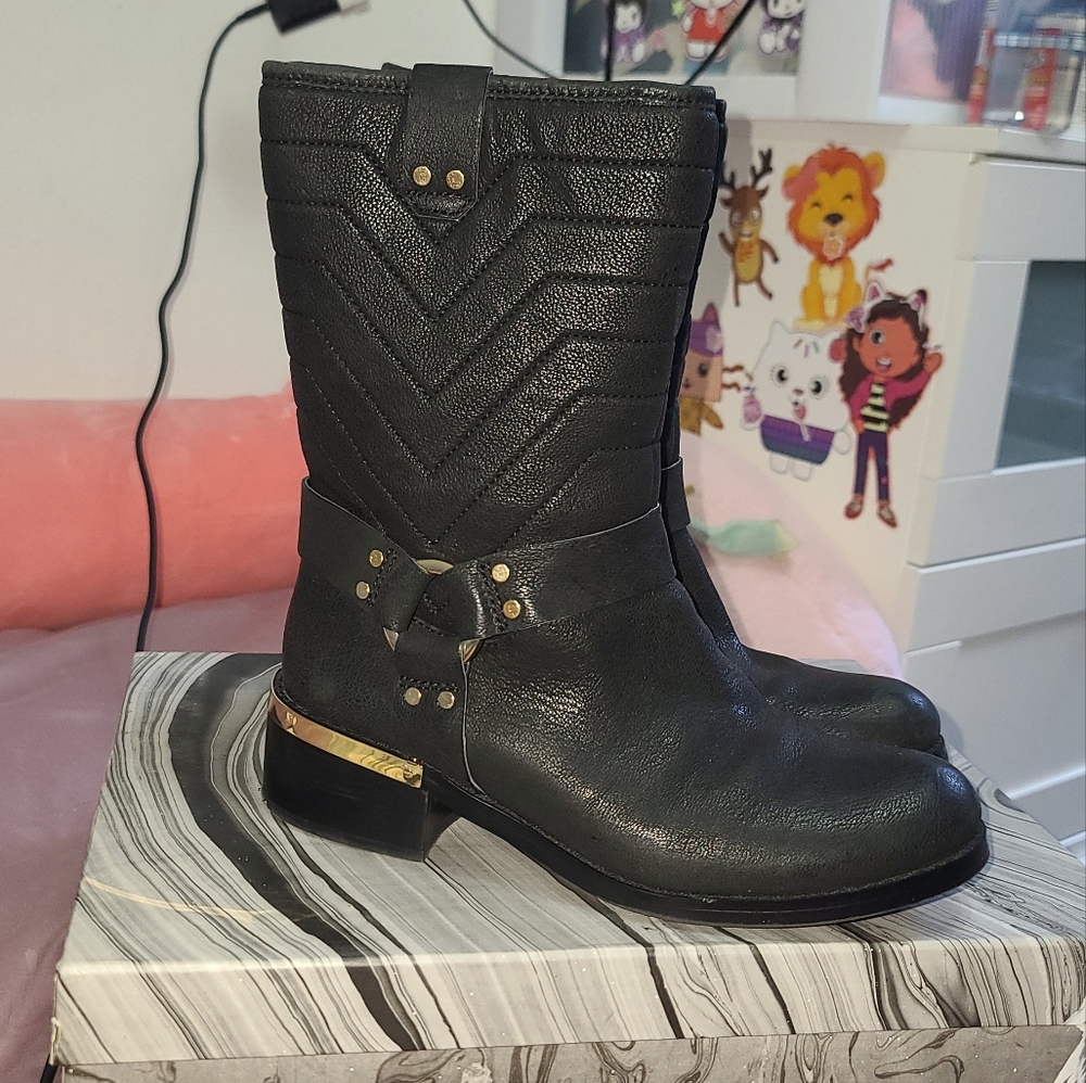 Vince Camuto Wadima Booties Black Leather Size 8